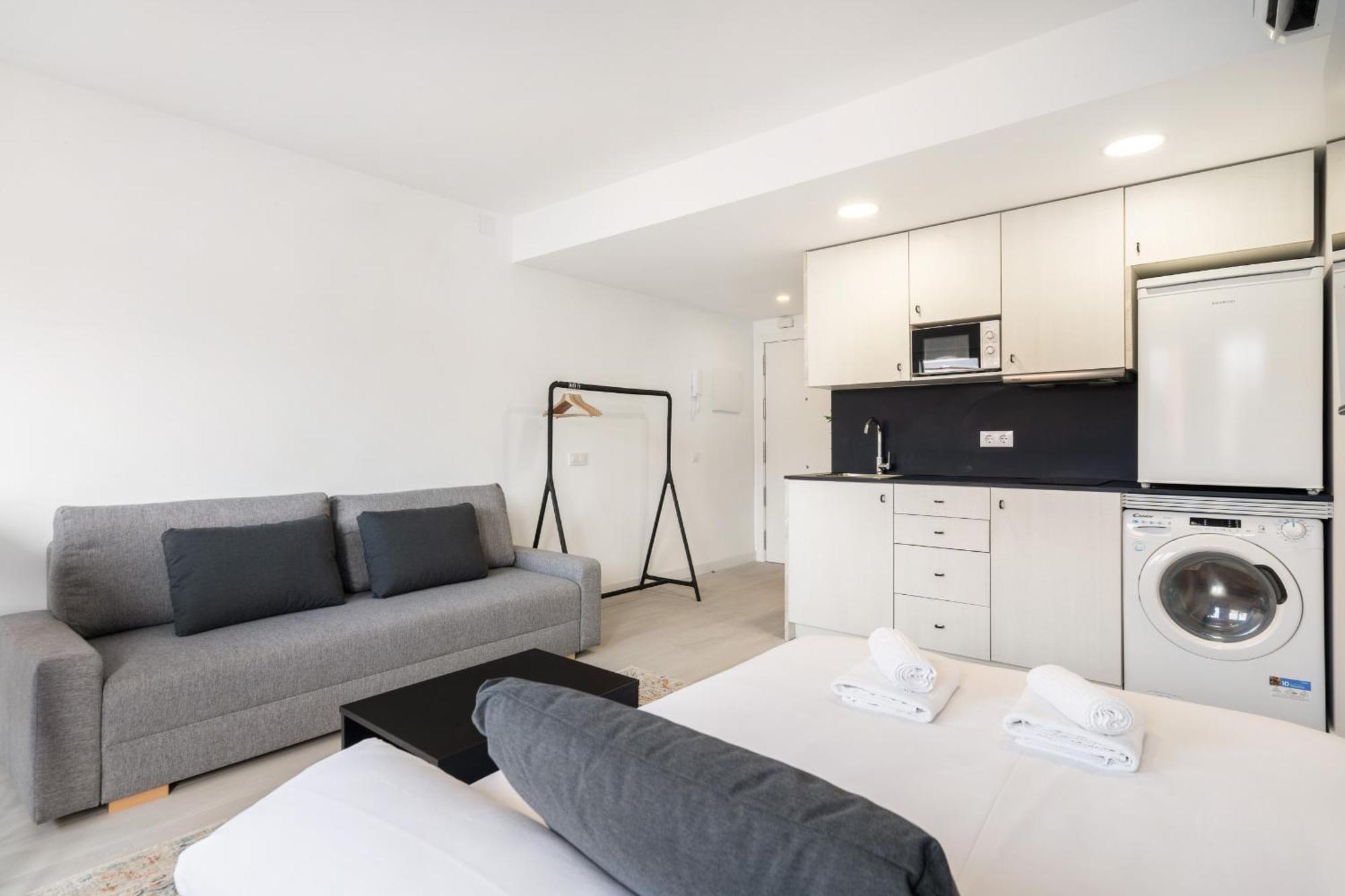 Madrid Riverside Studios Con Parking Incluido Alquiler Temporal Exteriér fotografie